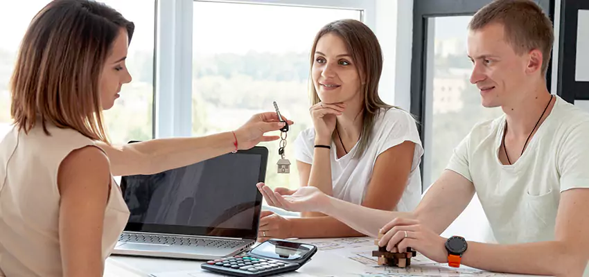 Situations Where Selling Your Apartment is Most Practical in Lake Ronkonkoma, NY