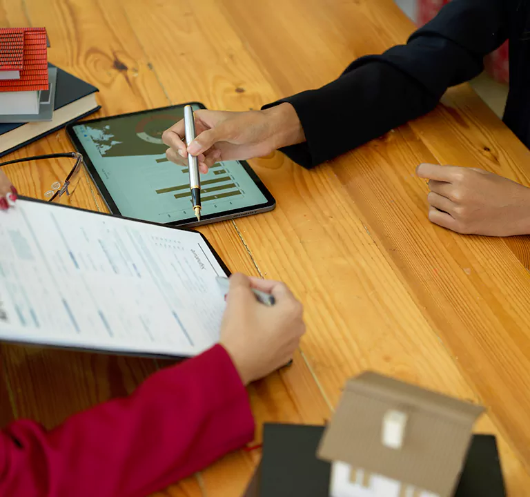 What Sets Lake Ronkonkoma Home Buyers Apart in Lake Ronkonkoma, NY?